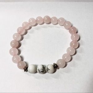 Stretchy beaded bracelet